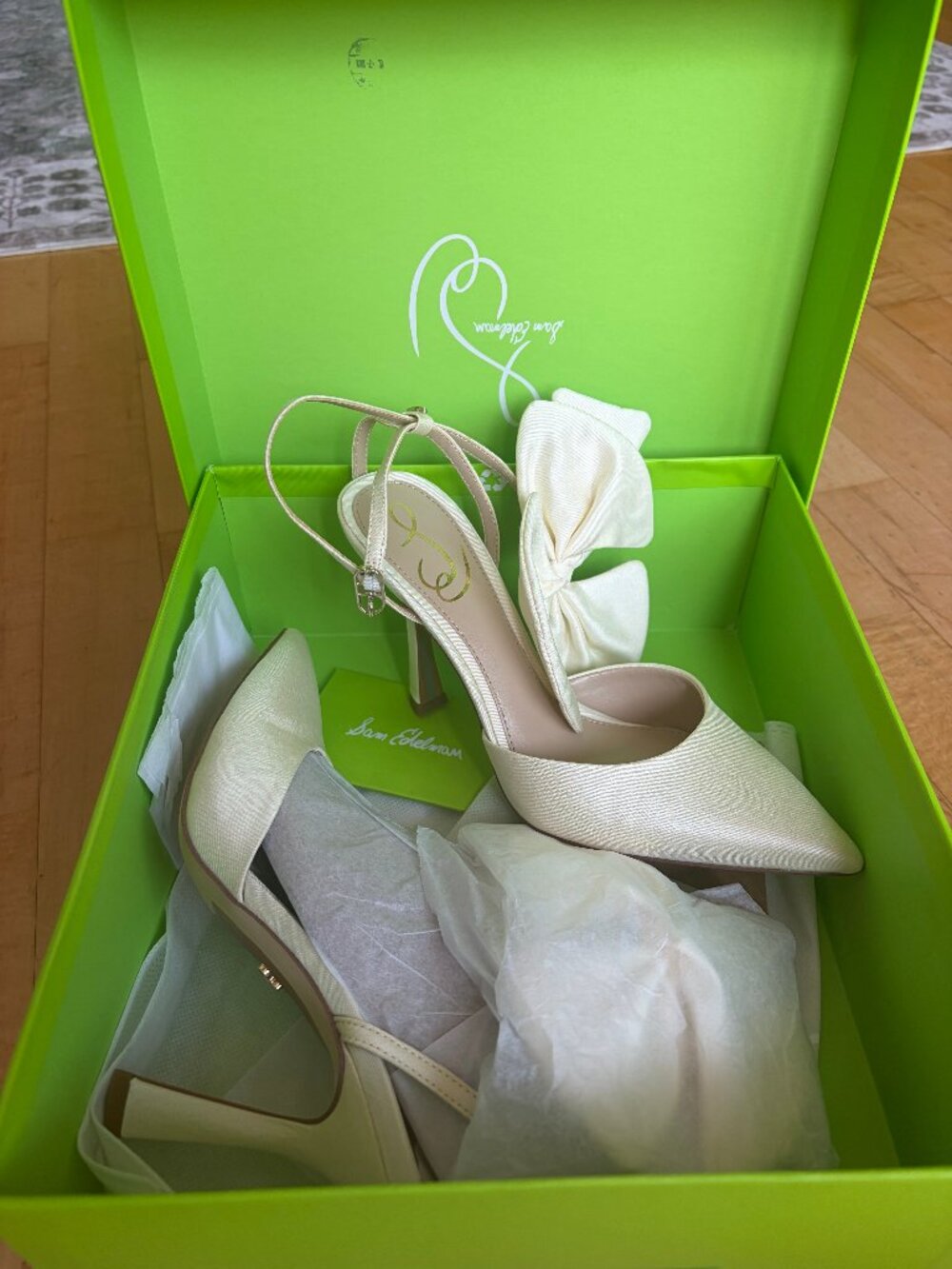 Sam Edelman cream heel with bow